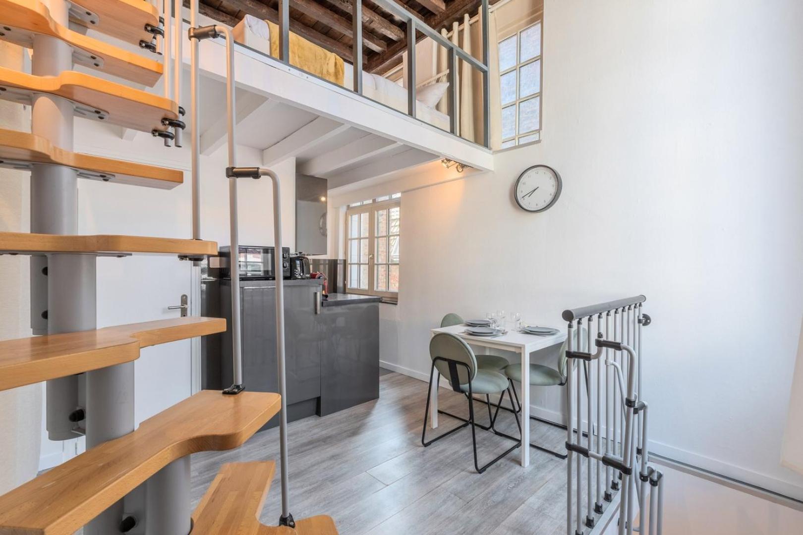 Atypical Triplex Near Grand Place With Terrace Lille Exterior photo